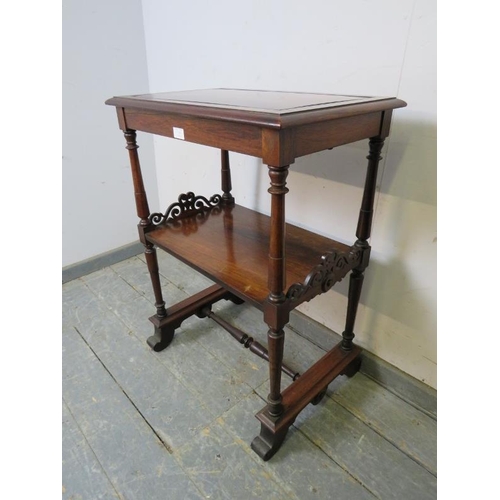 714 - A fine quality 19th century rosewood two-tier whatnot in the manner of Gillows, the top with removab... 