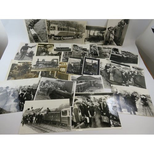 271 - A collection of 24 original press photos mainly of the Romney Hythe & Dymchurch Light Railway. 1940s... 