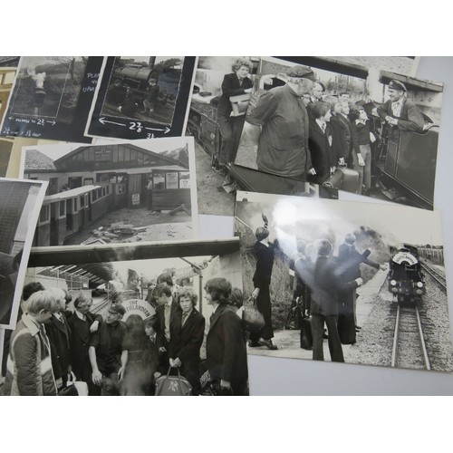 271 - A collection of 24 original press photos mainly of the Romney Hythe & Dymchurch Light Railway. 1940s... 