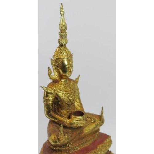 20 - A large Thai gilt and lacquered bronze Rattanakosin Amitabha Buddha statue,  Thailand, 19th/20th cen... 