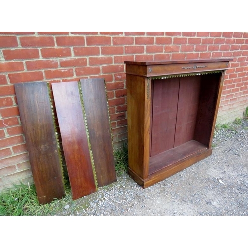 779 - A 19th century walnut gilt metal mounted open bookcase, housing three height adjustable shelves with... 