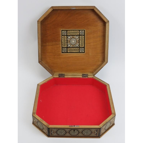 20 - A large Islamic parquetry inlaid wood, ivorine and mother of pearl box, 20th century. Of octagonal f... 