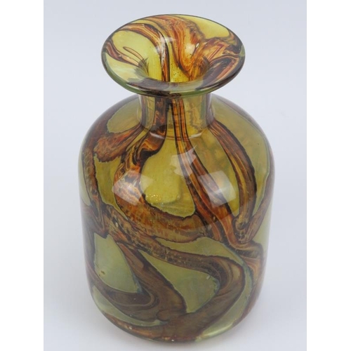 39 - A large Mdina glass bottle vase, 20th century. 23 cm height. Condition report: Good condition. Wear ... 