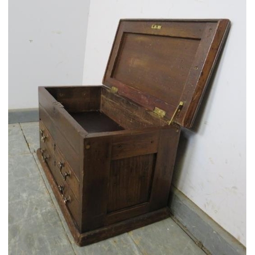 836 - A 19th century mahogany workbox, the chamfered lid opening onto a storage compartment, above two lon... 