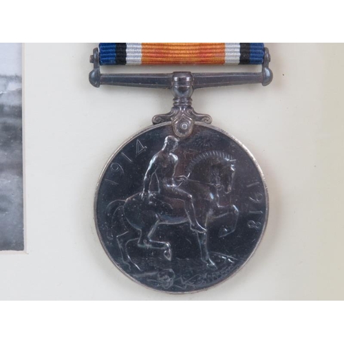 14 - Militaria: A group of two WWI British medals. Comprising The British War Medal (1914 - 20) and The V... 