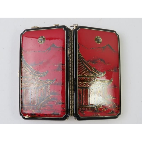 413 - A good quality 1920s enamelled silver gilt compact with Chinese scene on front and back. Bears impor... 