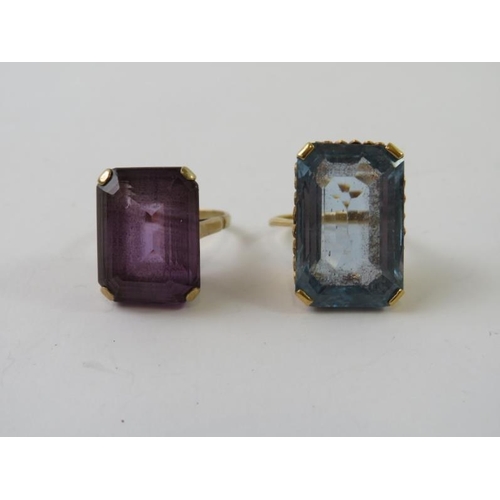 460 - A precious yellow metal and amethyst dress ring stamped 9c, finger size Q 1/2; and a large blue synt... 