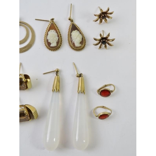 463 - Eight pairs of yellow metal earrings to include quartz and cameos, most testing or hallmarked as 9ct... 