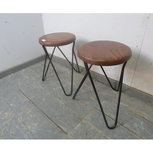 789 - A pair of good quality contemporary stools by Jaques England, the circular walnut seats on canted ha... 