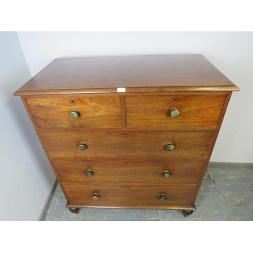 800 - A good quality early Victorian mahogany straight front chest, housing two short and three long oak-l... 