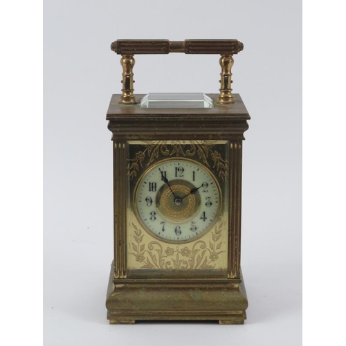 109 - A French parcel gilt carriage clock by Richard & Cie of Paris, late 19th century. Key included. 17.5... 