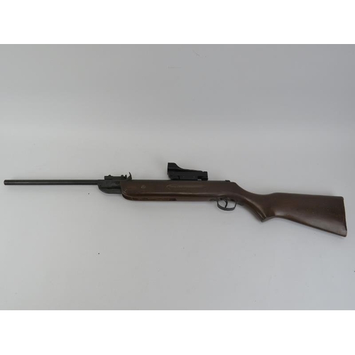 210 - A West Lake .22 air rifle. 108 cm length.
Condition report: Some age related wear. Viewing advised.