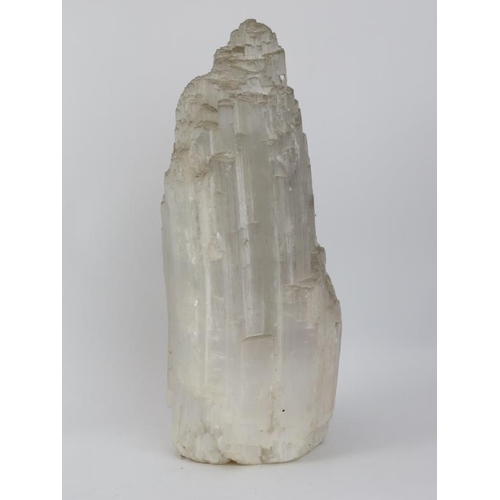 247 - A large selenite gypsum rock specimen. 39.8 cm height. 
Condition report: As found.