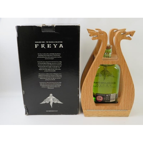 340 - A presentation bottle of Highland Park Freya The Valhalla Collection Scotch whisky, aged 15 years, 7... 