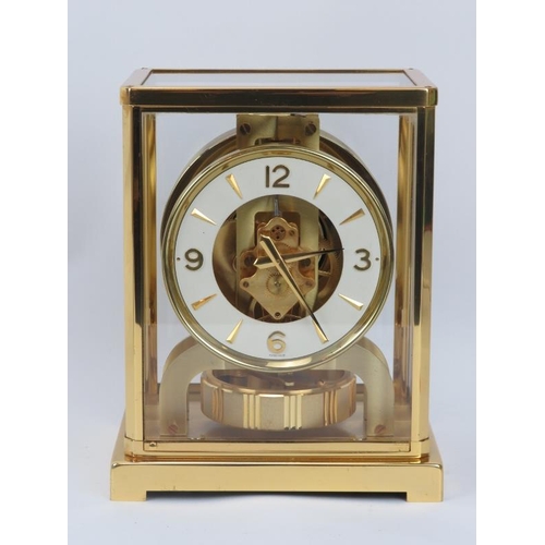 40 - A Jaeger-Le Coultre 'Atmos' clock, Swiss, late 20th century. No 289994. With paperwork and presentat... 