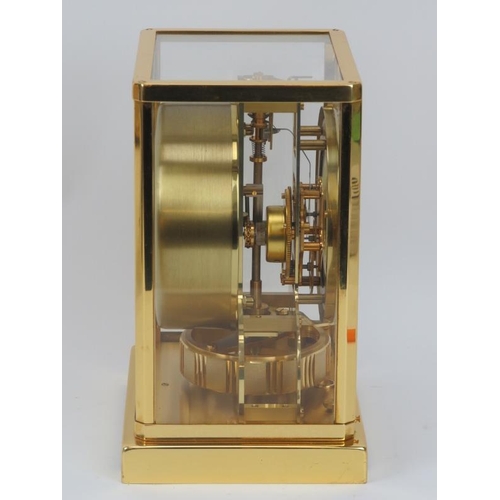 40 - A Jaeger-Le Coutre 'Atmos' clock, Swiss, late 20th century. No 289994. With paperwork and presentati... 