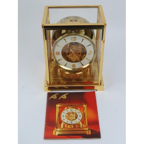 40 - A Jaeger-Le Coutre 'Atmos' clock, Swiss, late 20th century. No 289994. With paperwork and presentati... 