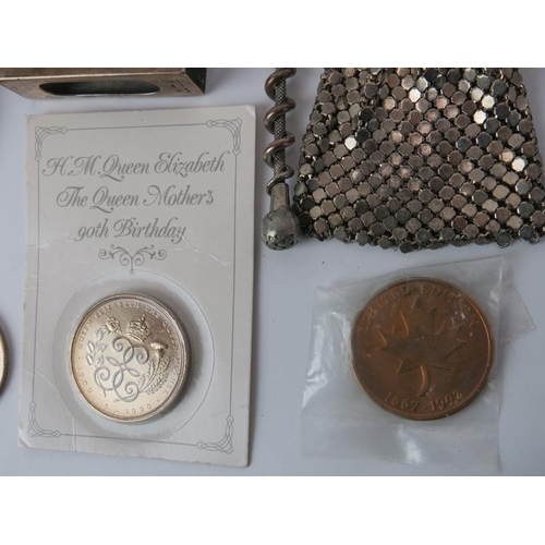 125 - - A group of plated silver and metal items, commemorative coins, medallions and an Imperial service ... 