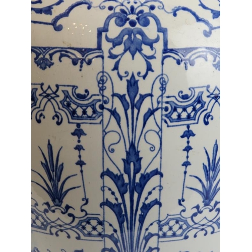 149 - A large French blue and white faience urn, late 19th/early 20th century. 48.5 cm height. 
Condition ... 