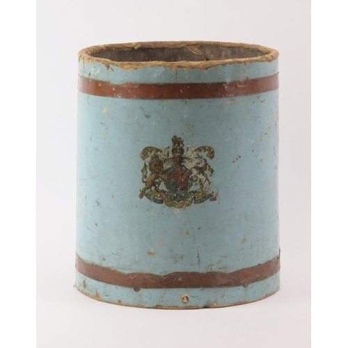 232 - A vintage blue painted cordite bucket with Royal Coat of Arms transfer. 25 cm height.
Condition repo... 