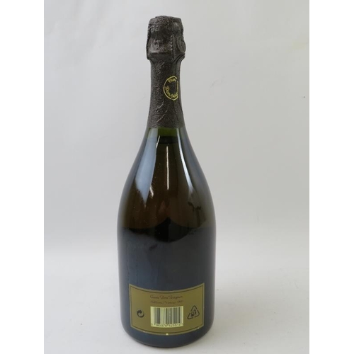 321 - A bottle of Cuvee Dom Perignon 1993 Vintage Champagne, 75cl, 12.5% vol