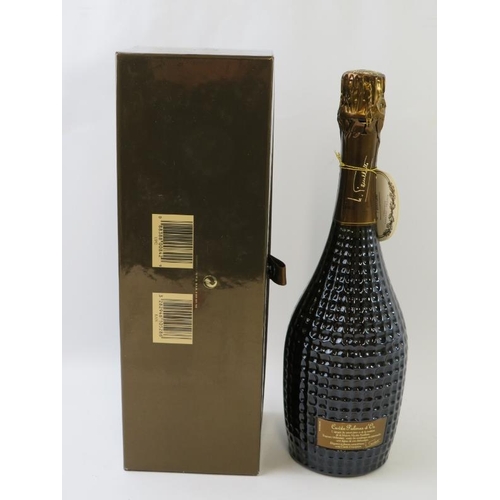 335 - A bottle of Nicolas Feuillatte Brut vintage champagne 1996 in box. 75cl