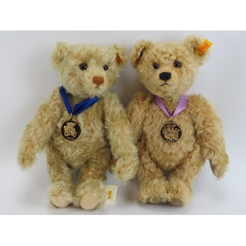 72 - Two Steiff Danbury Mint exclusive ‘Bear of the Year’ teddy bears, dated 2003 and 2004. Fully jointed... 