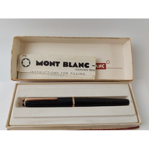 115 - A boxed Mont Blanc fountain pen, two Parker pens in aleather wallet, seven other vintage fountain pe... 