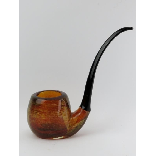 11 - A large Italian Murano glass model of a tobacco pipe by Aureliano Toso, circa 1940s/50s. Aureliano T... 