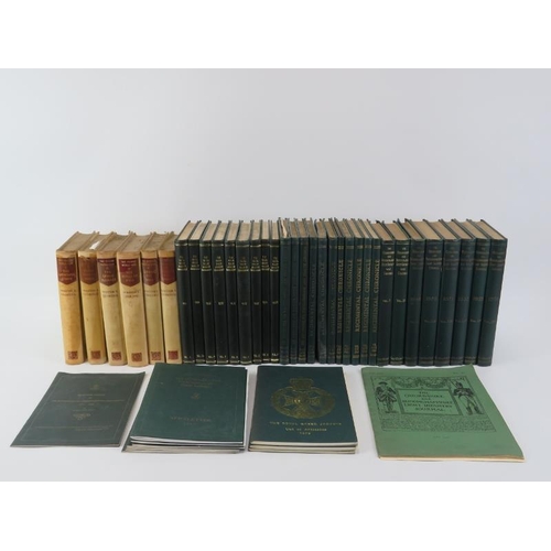 256 - A group of British military books and Winton Churchill’s ‘The Second World War’ in six volumes. Mili... 