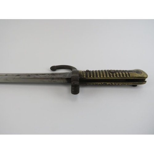 260 - A French M1866 Chassepot bayonet and scabbard. With single edged, yataghan blade. 72 cm total length... 