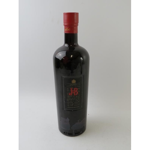 308 - 1 litre bottle of J&B JET blended Scotch whisky, matured in oak casks, 100cl, 43% vol, 1990s bottlin... 