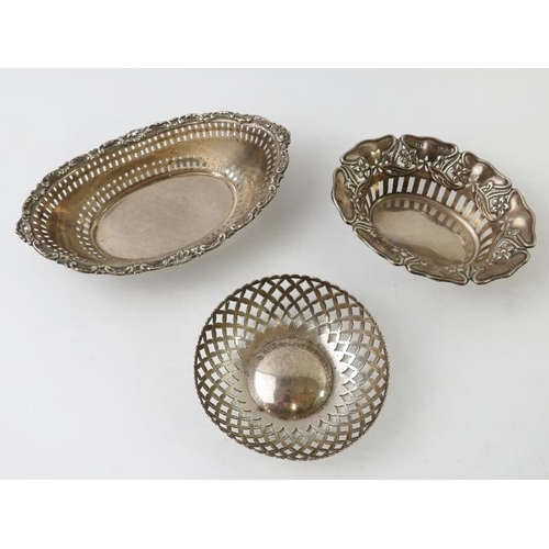 382 - Three late 19th/early 20th century pierced silver bon-bon dishes, various hallmarks and makers. Larg... 