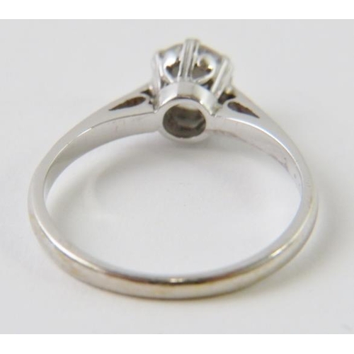 500 - An 18ct white gold solitaire ring set with a single brilliant cut round diamond, approximately 1ct. ... 