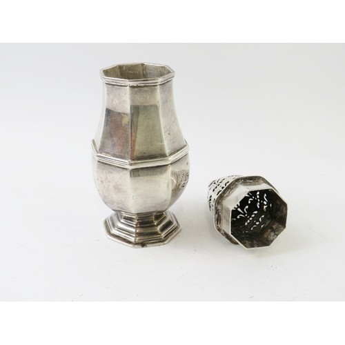 352 - A late 17th/early 18th century Britannia silver sugar caster of octagonal form with pierced cover. M... 