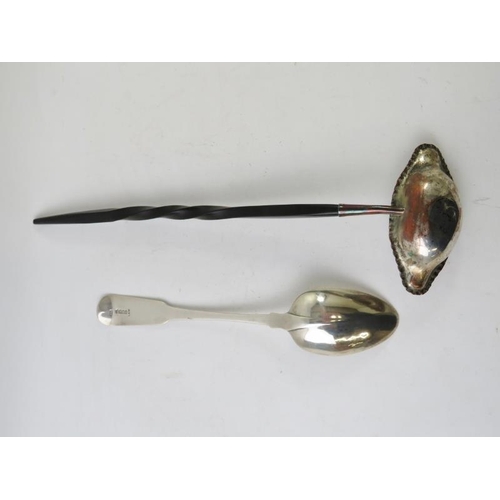 374 - An Irish silver fiddle pattern table spoon, hallmarked for Dublin 1816, maker Thomas Townsend. Lengt... 