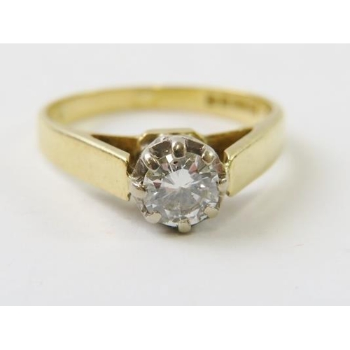 454 - An 18ct gold and diamond solitaire ring, the round brilliant cut diamond approx 0.50cts illusion cla... 