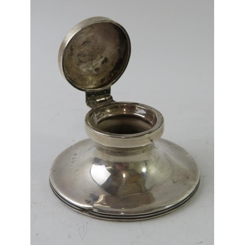 53 - A small Edwardian silver capstan inkwell, hallmarked for Birmingham 1910. Maker William Aitken. Appr... 