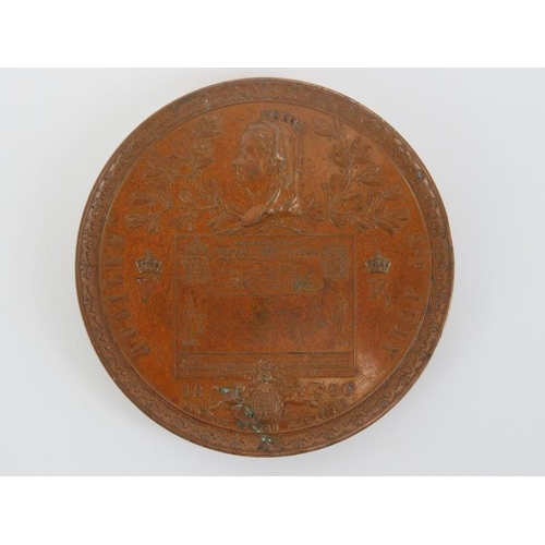 72 - A bronze Penny Postage Queen Victoria Jubilee medallion by L C Lauer, dated 1890. Obverse decorated ... 