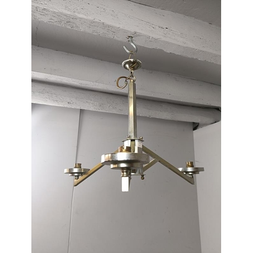 773 - An Art Deco period chrome three branch pendant light.  Accepts three bayonet bulbs.
Condition report... 