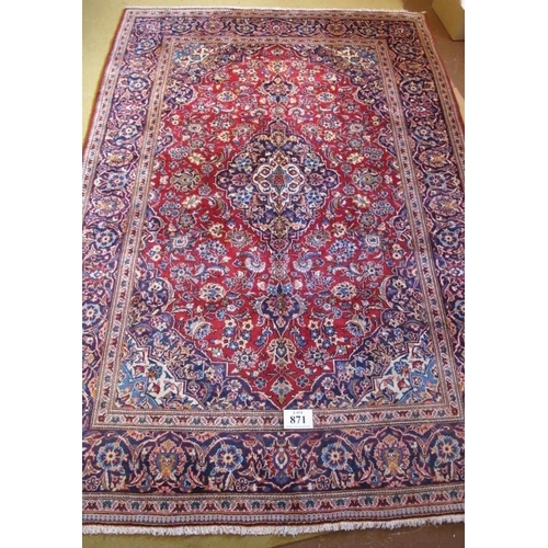 871 - Central Persian Kashan carpet. Another good quality Kashan, great blend of colours - blue, cream, re... 