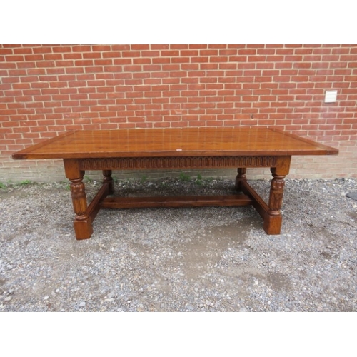 Lot 711       