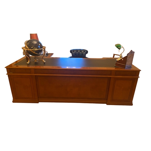 221 - Burr Walnut L-Shaped Leather Top Desk with Filing System to left and right 
Right  Hand Side :190cm ... 