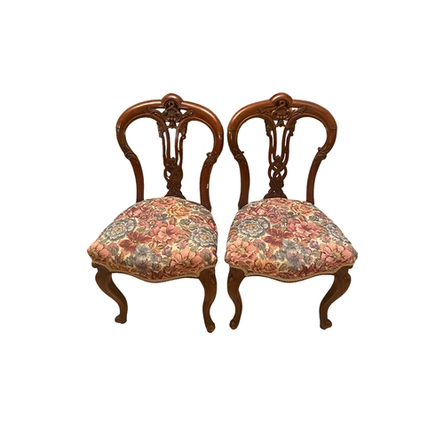 281 - Good Pair of Vict Mah Cabriole Leg Chairs