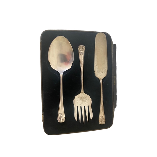 384 - Cased Serving Set