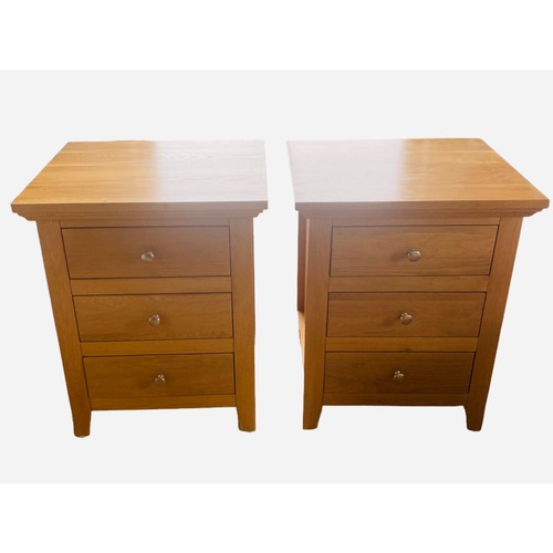 401 - As New Pair of Oak 3 Drawer Lockers 
54cm W 47cm D 67cm H