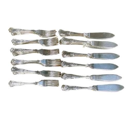 13 - Newbridge Cutlery Etc 25 Fish Knives, 24 Fortks