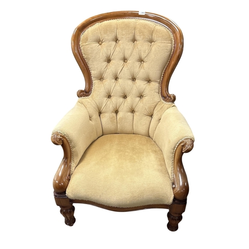 Lot 352       
