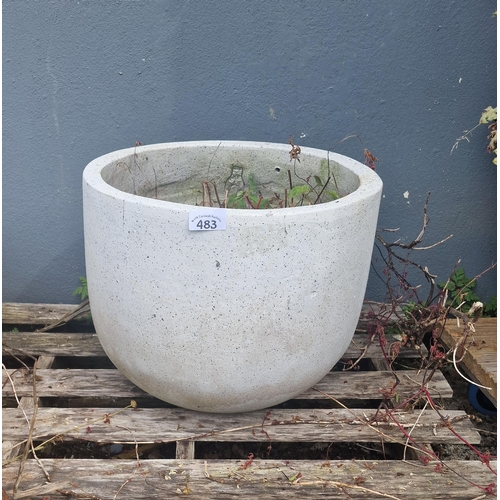 483 - Large garden planter