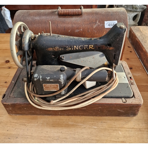 458 - Vintage Singer sewing machine